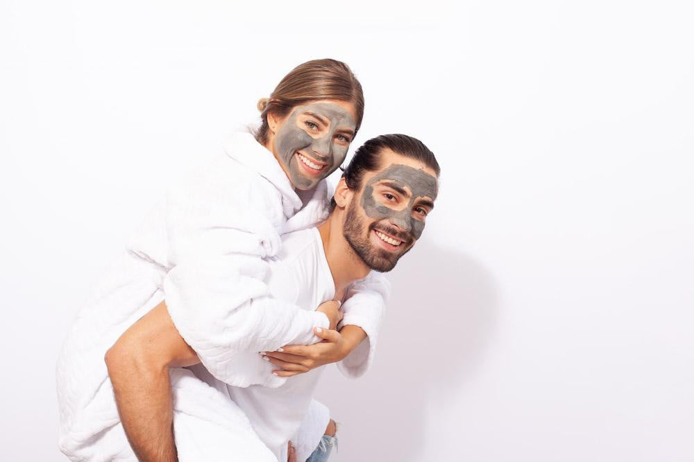 Consejos básicos para cuidar la piel grasa en los hombres